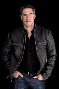 Brad-Taylor-AP-Photo-by-Claudio-Marinesco-200x300