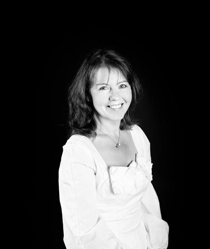 elena-wilkes-author-photo